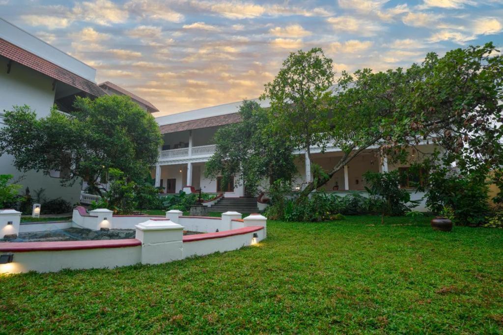 Marari Beach Bungalow Resort Alleppey 马拉利库兰 外观 照片