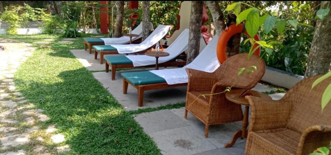 Marari Beach Bungalow Resort Alleppey 马拉利库兰 外观 照片